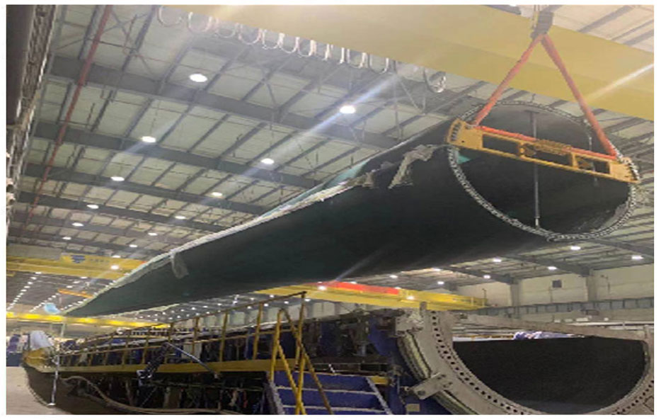 Wind turbine vessel
